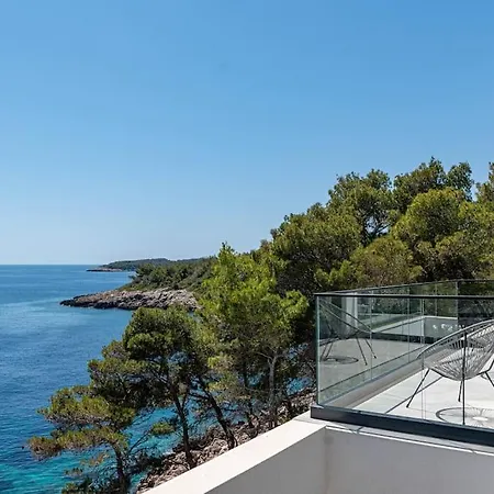 Fabulous Sansarea With A Pool Near The Sea Βίλα *