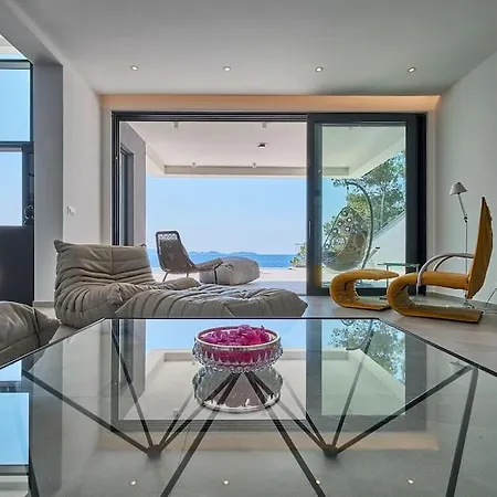 Fabulous Sansarea With A Pool Near The Sea Βίλα *