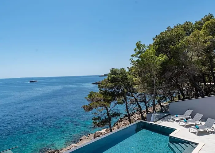 Fabulous Sansarea With A Pool Near The Sea * Blato (Korcula)