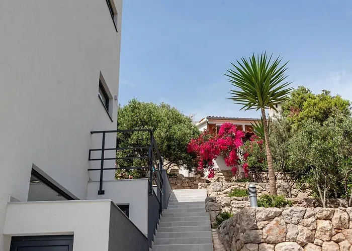 Fabulous Sansarea With A Pool Near The Sea Blato (Korcula)