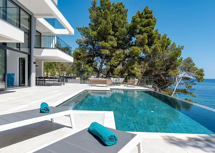 Fabulous Sansarea With A Pool Near The Sea * Blato (Korcula)
