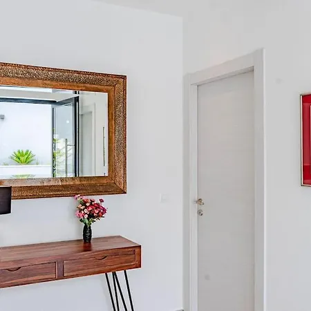 Fabulous Sansarea With A Pool Near The Sea Blato (Korcula)