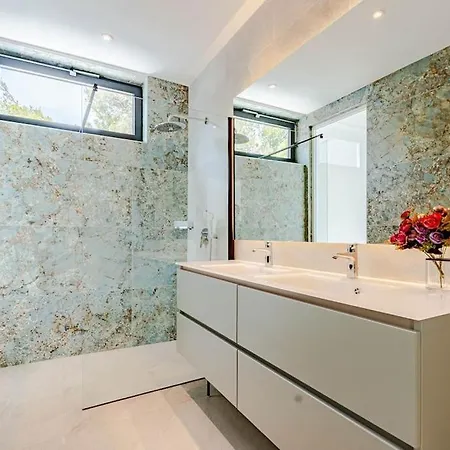 Fabulous Sansarea With A Pool Near The Sea Villa Blato (Korcula)