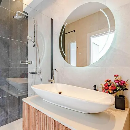 Fabulous Sansarea With A Pool Near The Sea Blato (Korcula)