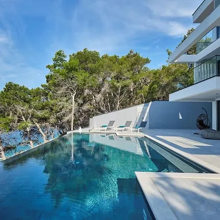 Fabulous Sansarea With A Pool Near The Sea Villa Blato (Korcula)