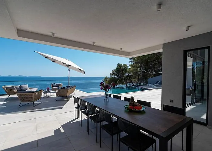 Villa Fabulous Sansarea With A Pool Near The Sea Blato (Korcula)