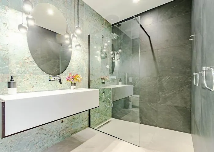 Fabulous Sansarea With A Pool Near The Sea Villa